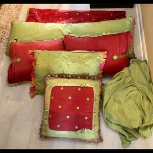 Eye of Design Beautiful Queen Bedding